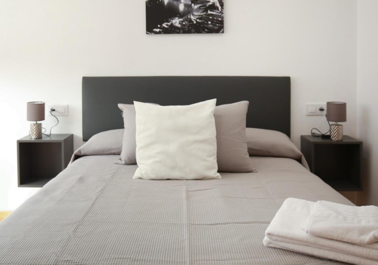 Apartamento Mym 3 Lägenhet Gijón Exteriör bild